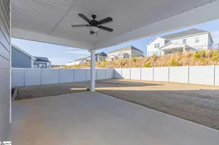 333 Carriage Hl Dr, Easley, SC 29642 - Photo 6