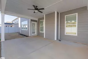 333 Carriage Hl Dr, Easley, SC 29642 - Photo 8