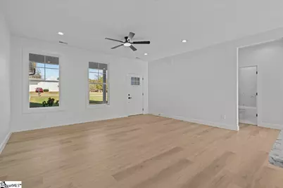 905 Bolt Drive, Anderson, SC 29621 - Photo 6