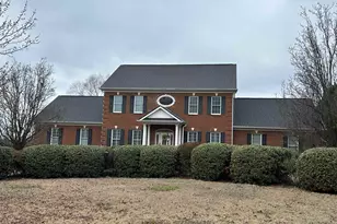 319 Waters Rd, Taylors, SC 29687 - Photo 2