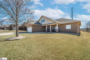 106 Reedy Springs Ln, Greenville, SC 29605 - Photo 2