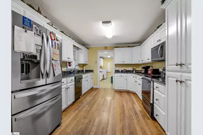 170 Oak Ridge Drive, Jonesville, SC 29353 - Photo 10