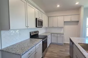 430 Dodger Ave, Chesnee, SC 29323 - Photo 6