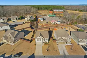 407 Brandybuck Dr, Piedmont, SC 29673 - Photo 30