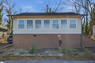 33 Ross St, Greenville, SC 29611 - Photo 1