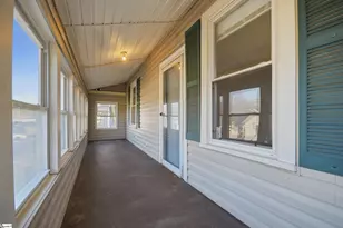 33 Ross St, Greenville, SC 29611 - Photo 4