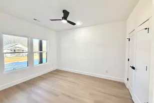 179 Cedar Ave, Wellford, SC 29385 - Photo 16