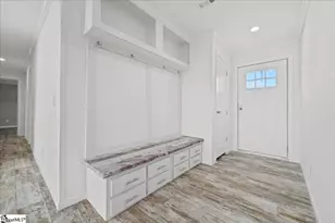 1056 Hwy 182, Fair Play, SC 29643 - Photo 6