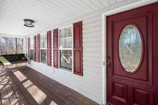 115 Buxton Dr, Walhalla, SC 29691 - Photo 2