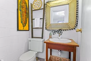 401 Clairmont Dr, Greenwood, SC 29649 - Photo 36