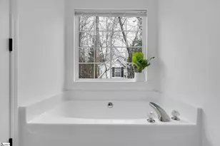 137 Ashlan Woods Ct, Greer, SC 29651 - Photo 18