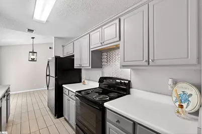 544 Holly Run Court, Spartanburg, SC 29303 - Photo 2