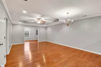 107 Shalom Drive, Simpsonville, SC 29681 - Photo 2