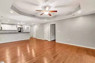 107 Shalom Dr, Simpsonville, SC 29681 - Photo 4