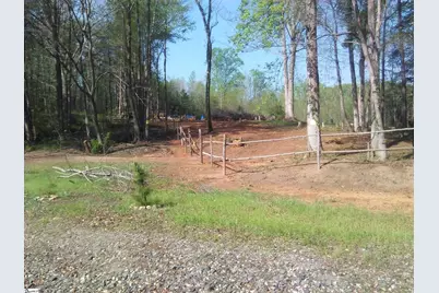 91 Emma Drive, Campobello, SC 29322 - Photo 2