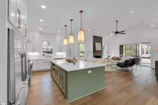 8 Buist Ave, Greenville, SC 29609 - Photo 10