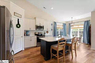 301 Valley Oak Dr, Belton, SC 29627 - Photo 4