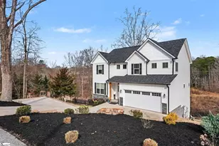 346 Endless Dr, Greer, SC 29651 - Photo 2