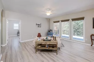 113 Cane Creek Harbor Rd, Seneca, SC 29671 - Photo 4