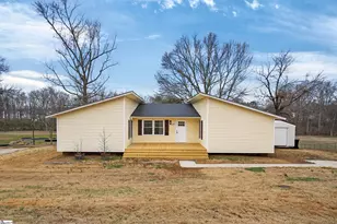 204 W Yellow Wood Dr, Simpsonville, SC 29680 - Photo 1