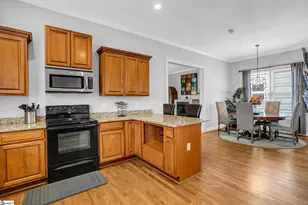 726 Rutherford Rd, Greenville, SC 29609 - Photo 8