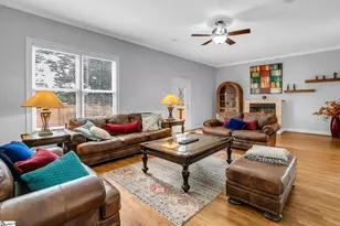 726 Rutherford Rd, Greenville, SC 29609 - Photo 16