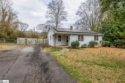 111 Kreswell Circle, Spartanburg, SC 29302 - Photo 4