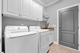 34 Oak Grove Lake Rd, Greenville, SC 29615 - Photo 16