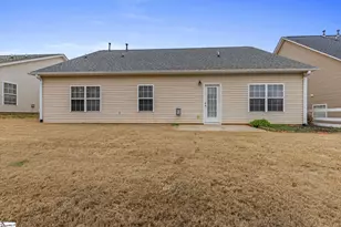 704 Center Rd, Taylors, SC 29687 - Photo 32