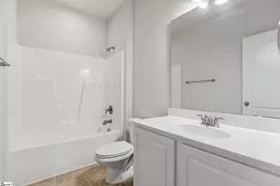 704 Center Rd, Taylors, SC 29687 - Photo 24