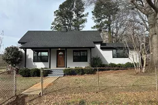 196 Orchard St, Cowpens, SC 29330 - Photo 1