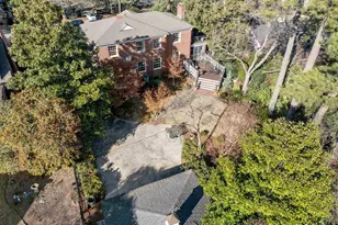 404 E Faris Rd, Greenville, SC 29605 - Photo 2