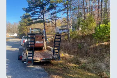 203 W Peninsula Drive, Laurens, SC 29360 - Photo 6