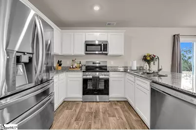 127 Myers Lane, Laurens, SC 29360 - Photo 10