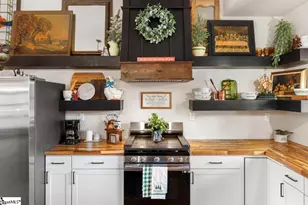 411 Sweetwater Club Dr, Seneca, SC 29672 - Photo 8