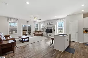 428 Deerwood Rd, Anderson, SC 29621 - Photo 8