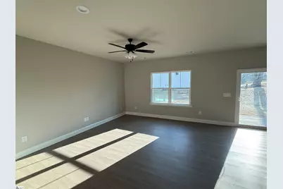 88 Wilson Street, Greer, SC 29651 - Photo 4