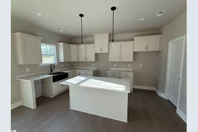 88 Wilson Street, Greer, SC 29651 - Photo 4