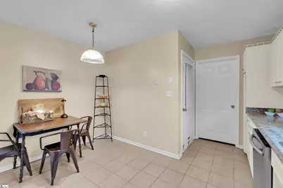 437 Cresthaven Drive, Boiling Springs, SC 29316 - Photo 14