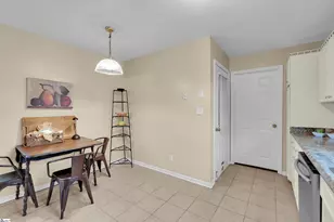 437 Cresthaven Dr, Boiling Springs, SC 29316 - Photo 14