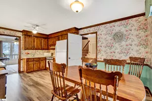 8 Graystone Way, Taylors, SC 29687 - Photo 4