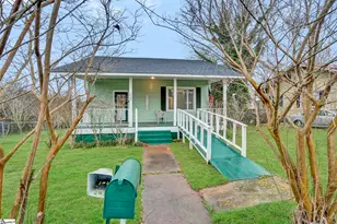 2505 E Brown St, Seneca, SC 29678 - Photo 2