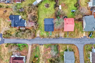 2505 E Brown St, Seneca, SC 29678 - Photo 38