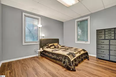 2505 E Brown Street, Seneca, SC 29678 - Photo 32