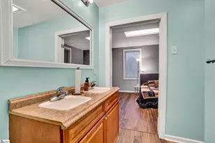 2505 E Brown St, Seneca, SC 29678 - Photo 24