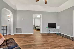 2505 E Brown St, Seneca, SC 29678 - Photo 12