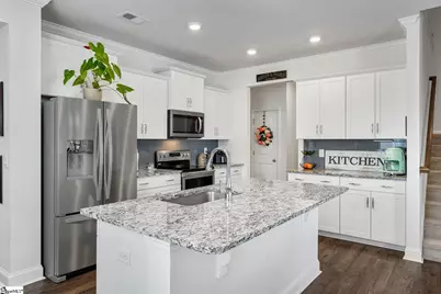 320 Cub Court, Greenville, SC 29609 - Photo 8