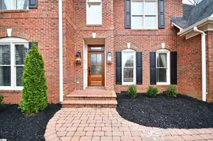 409 Beckworth Dr, Taylors, SC 29609 - Photo 6