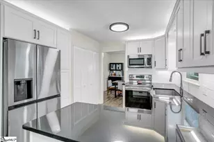 104 Carrollwood Ln, Spartanburg, SC 29302 - Photo 10