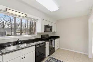 105 Briarview Cir, Greenville, SC 29615 - Photo 16